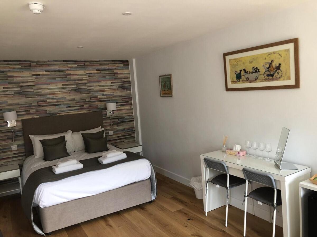 Hamilton Arms Suites 米德赫斯特 客房 照片