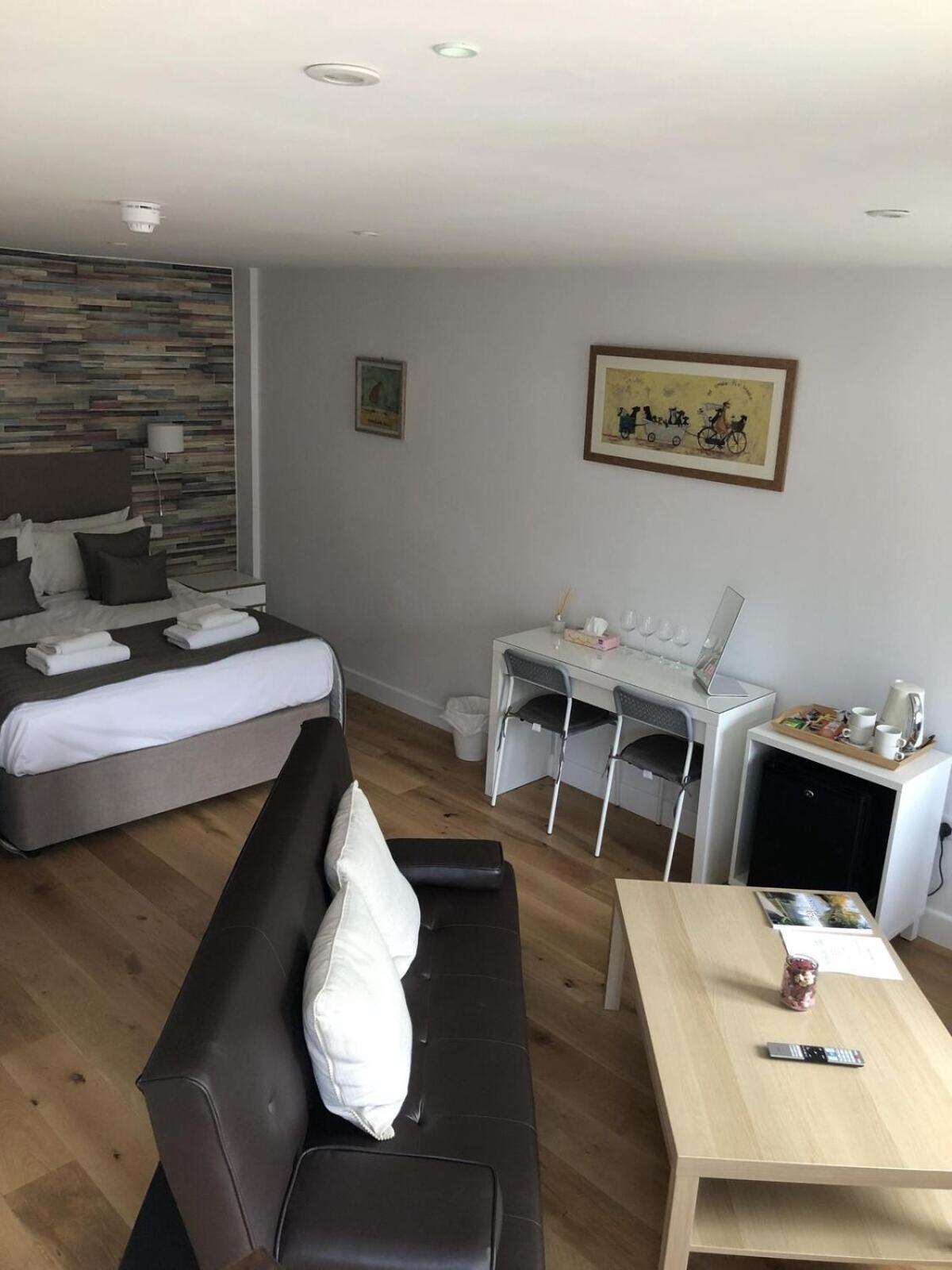 Hamilton Arms Suites 米德赫斯特 客房 照片