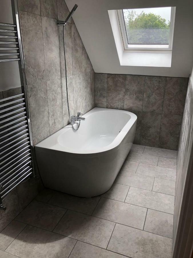 Hamilton Arms Suites 米德赫斯特 外观 照片